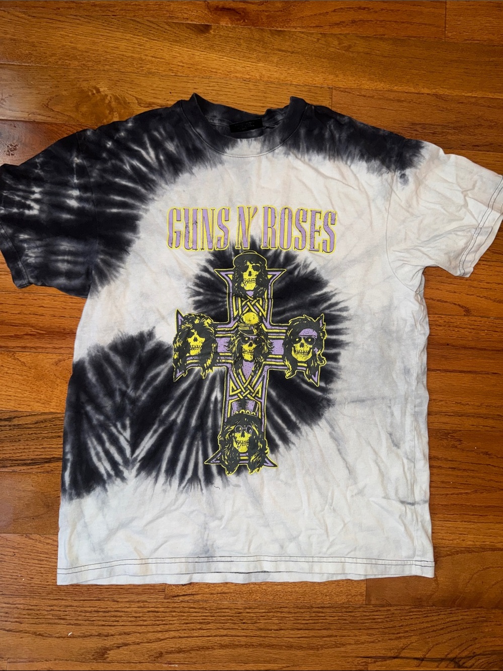 guns n’ roses graphic tee, size XS never worn